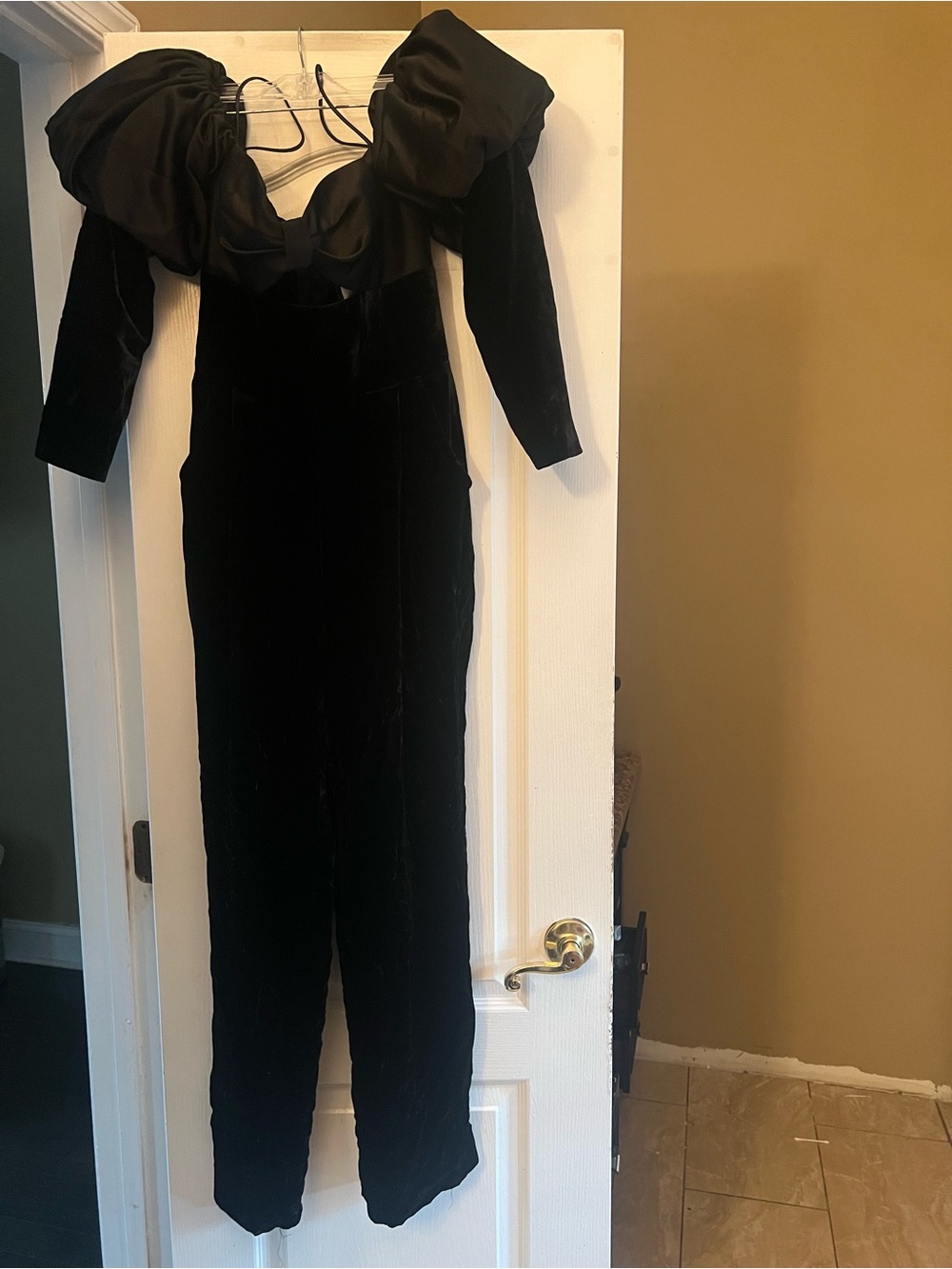 Black Velvet Puff-Sleeve Evening Jumpsuit